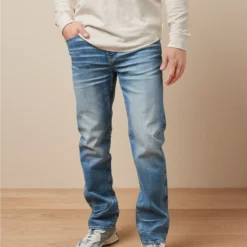 AE AirFlex+ Distressed Relaxed Straight Jean