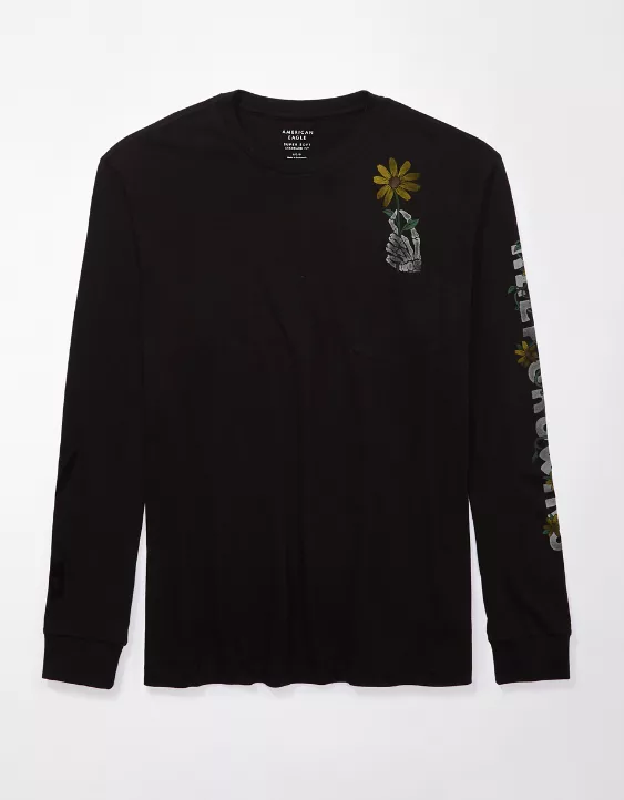 AE Super Soft Long-Sleeve Halloween Graphic T-Shirt - Image 3