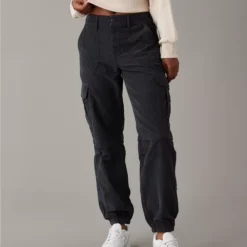 AE Super High-Waisted Baggy Corduroy Cargo Jogger