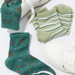 AE Daisy Striped Boyfriend Sock 2-Pack