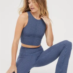 OFFLINE By Aerie Real Me Xtra High Neck Sports Bra