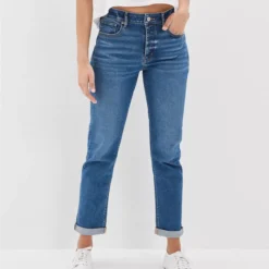 AE Stretch Low-Rise Tomgirl Jean