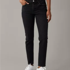 AE Stretch '90s Skinny Jean