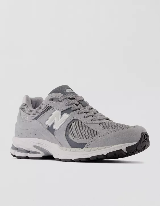 New Balance Men's 2002R Sneakers - Image 2